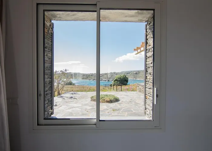 Sa Guineu * Cadaques